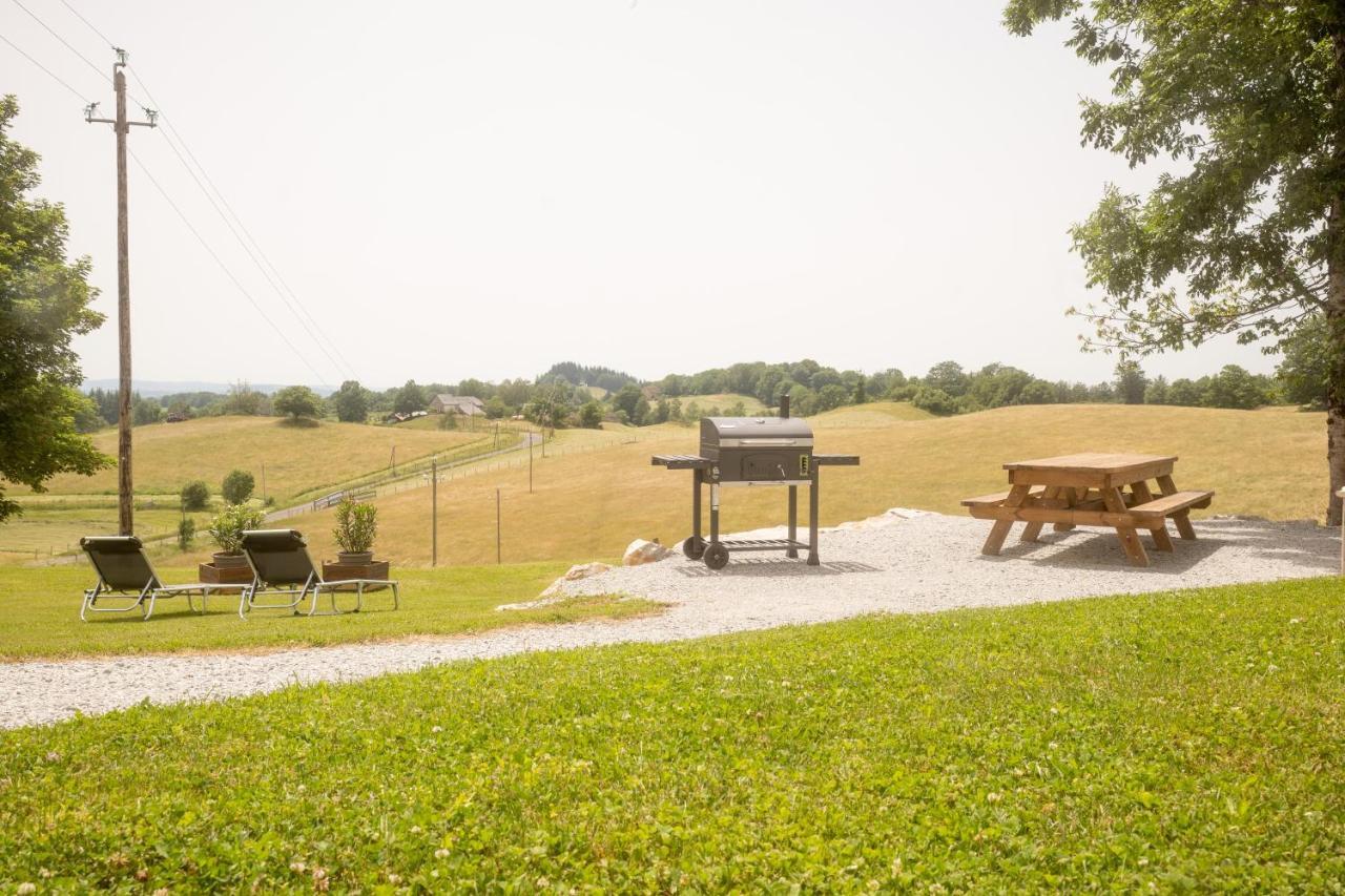Ferienwohnung L'Escapade A La Banut Jallandrieux Exterior foto
