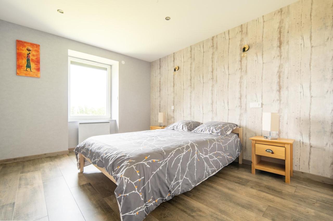 Ferienwohnung L'Escapade A La Banut Jallandrieux Exterior foto